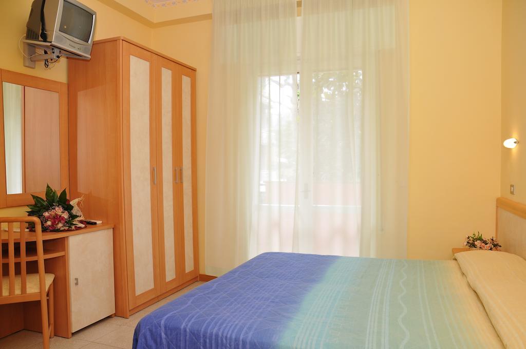 Hotel Rita Riccione Værelse billede