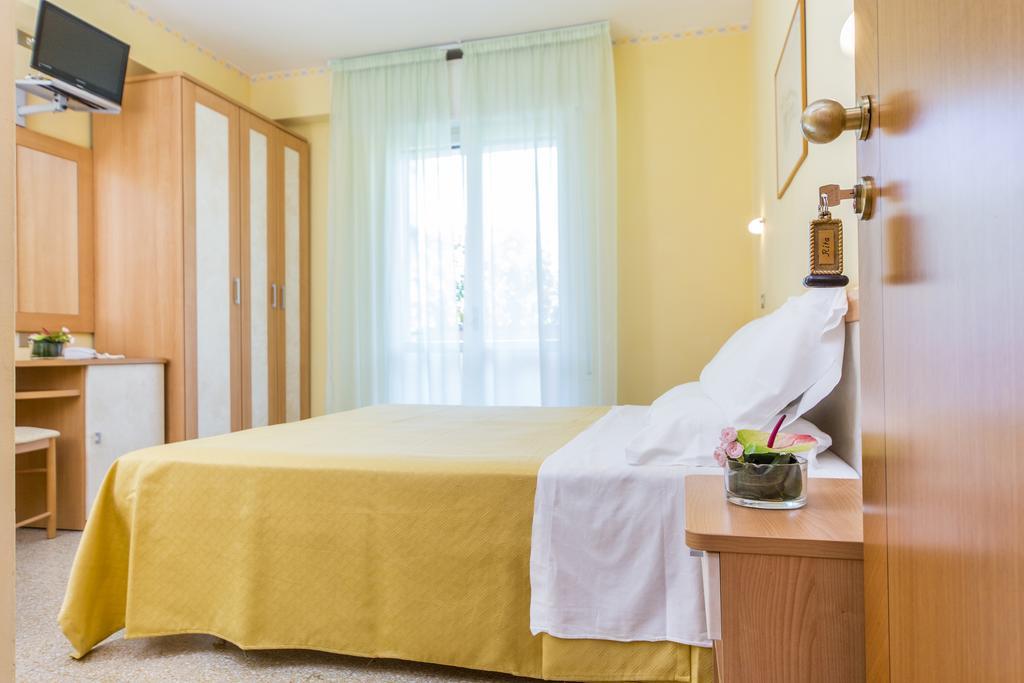 Hotel Rita Riccione Eksteriør billede